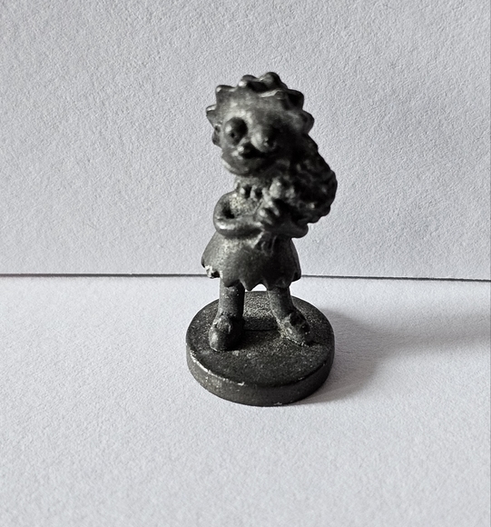 VERY RARE Lisa Simpson Monopoly piece - Picture 2 of 4